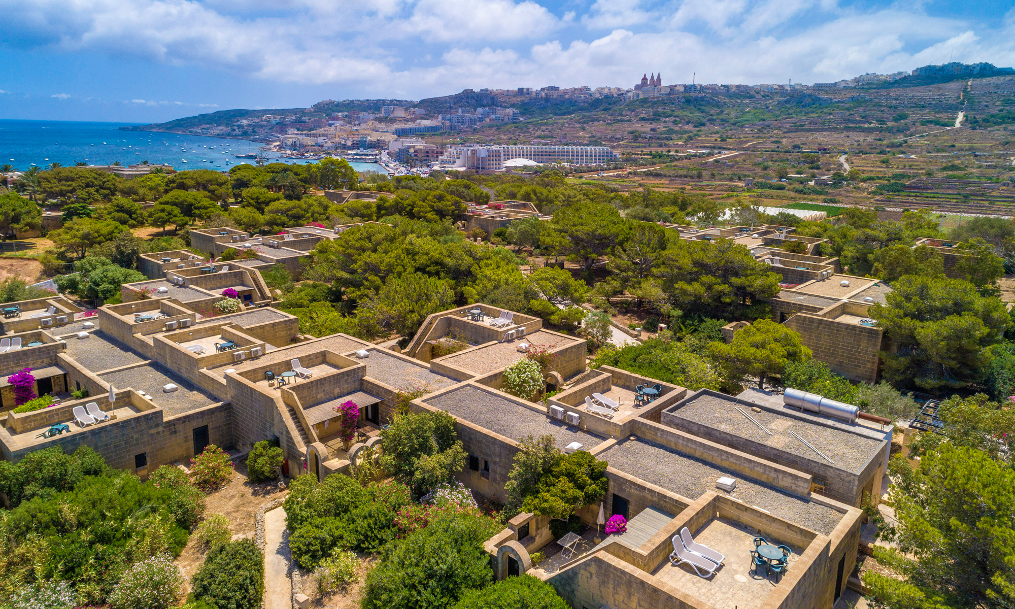 Luftfoto 2018 Mellieha Holiday Centre Malta Folkeferie (4)