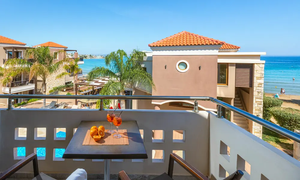 2 Værelses Lejlighed Delvis Havudsigt Golden Bay Suites Kreta Folkeferie (2)