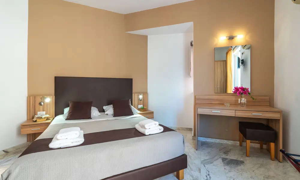 Dobbeltværelse 10 Hotel Elotia Kreta Grækenland Folkeferie (2)