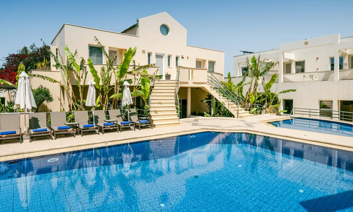 swimmingpool-forum-suites-kreta-chania-grækenland-folkeferie (2)